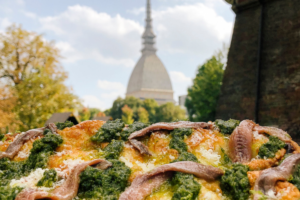 Marketing per ristoranti: Tellia, la pizza in teglia alla romana a Torino