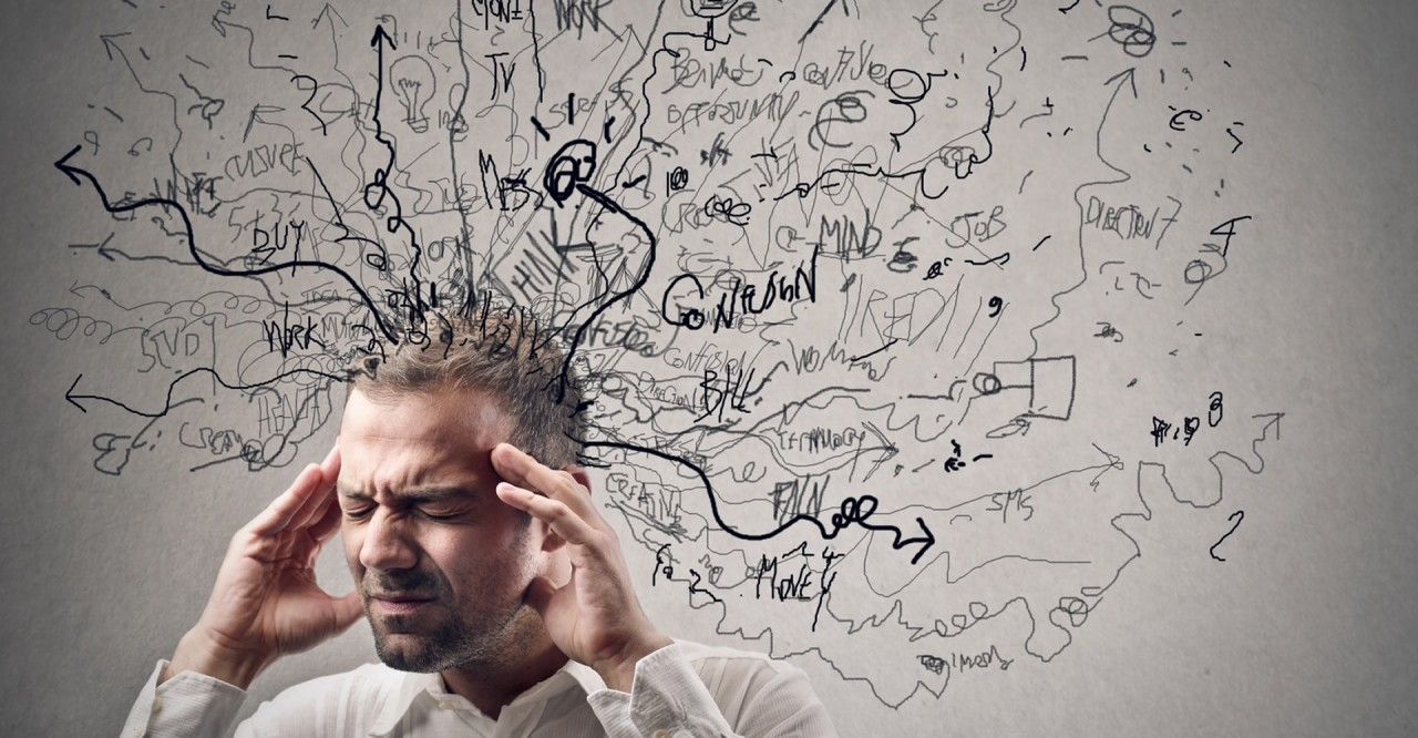 Sovraccarico informativo in cui sono immerse le persone.